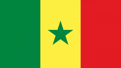 Senegals flagga som är grön, gul och röd.